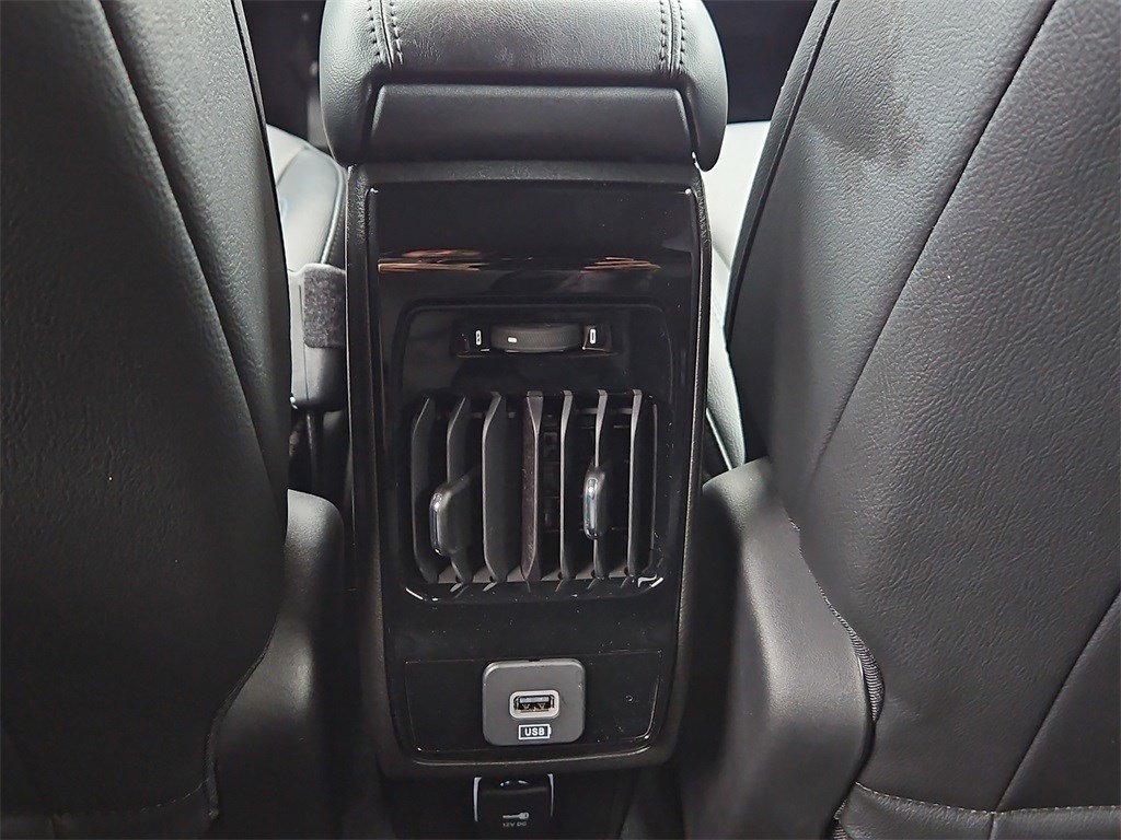 New 2026 Jeep Compass Latitude image 19