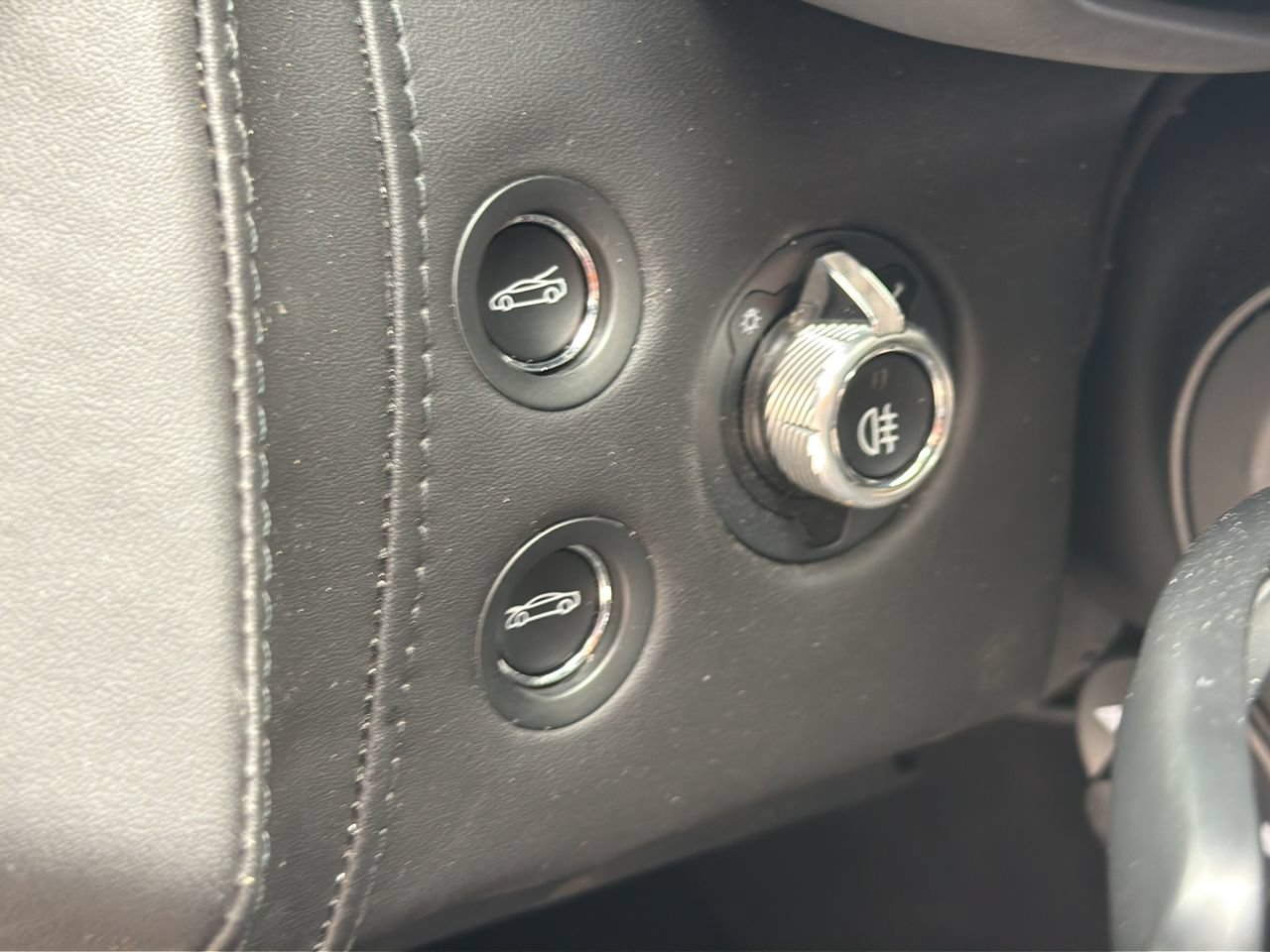 Used 2020 McLaren GT RWD image 16