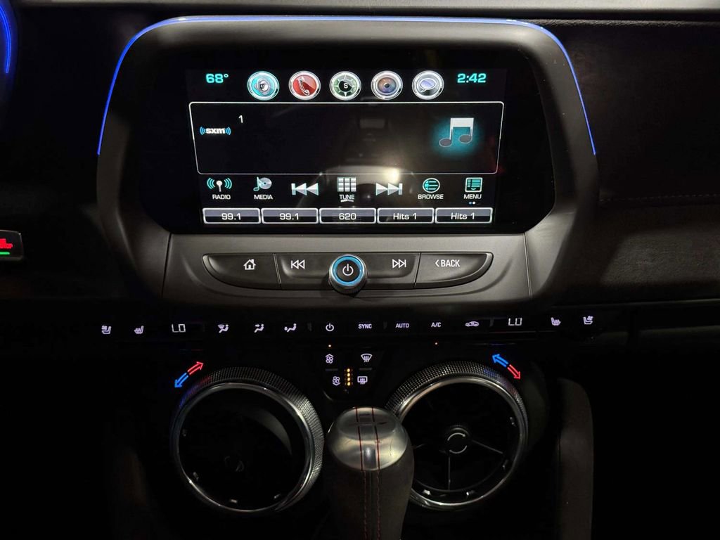 Used 2018 Chevrolet Camaro ZL1 RWD image 6