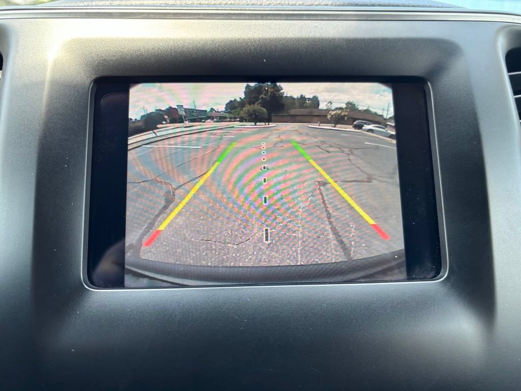 Used 2019 Jeep Cherokee Latitude Plus w/ Cold Weather Group AWD/4WD image 33