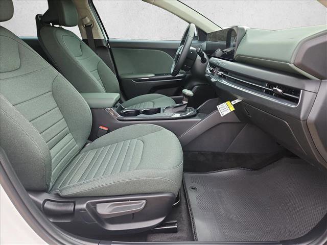 Used 2025 Kia K4 EX image 21