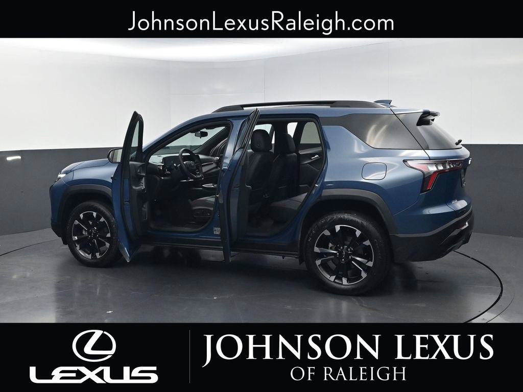 Used 2025 Chevrolet Equinox RS w/ Convenience Package III FWD image 39
