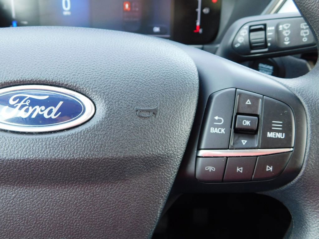 Used 2025 Ford Escape Active image 28