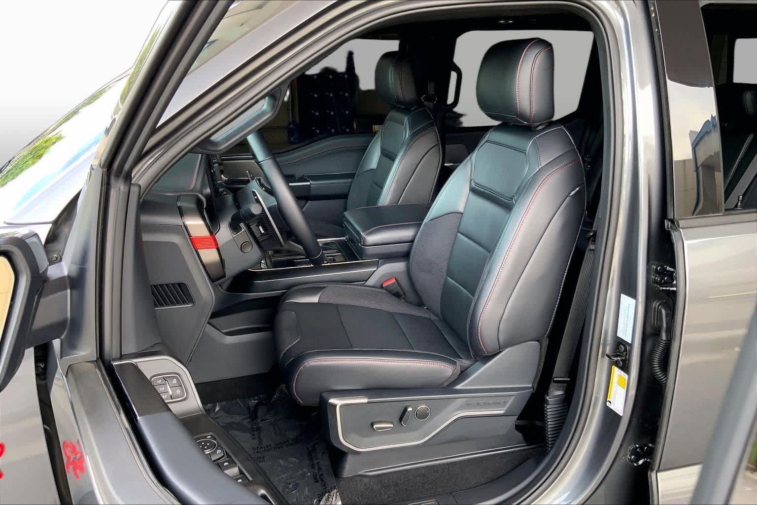 Used 2026 Ford F150 Raptor AWD/4WD image 8