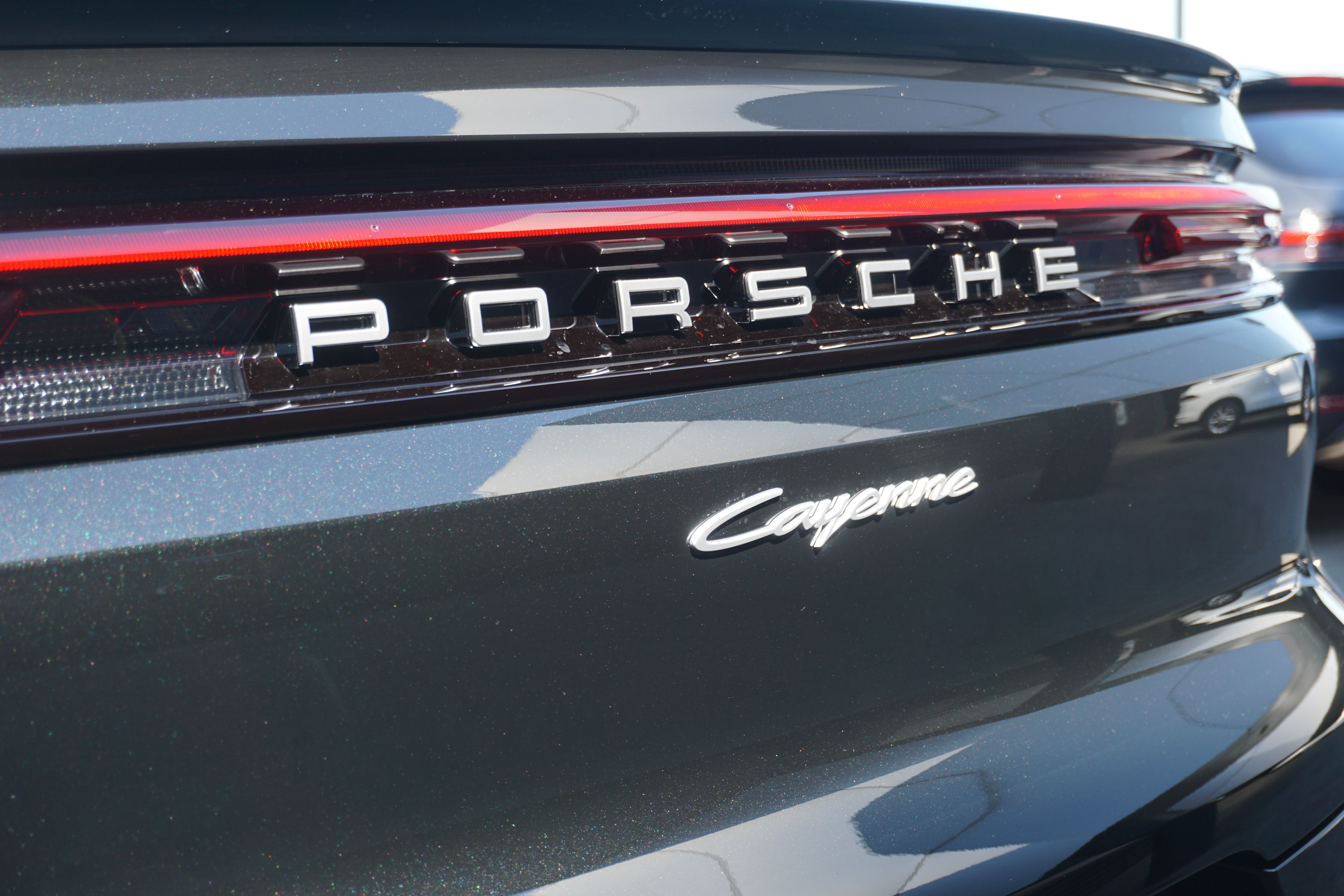 New 2026 Porsche Cayenne Coupe AWD/4WD image 11