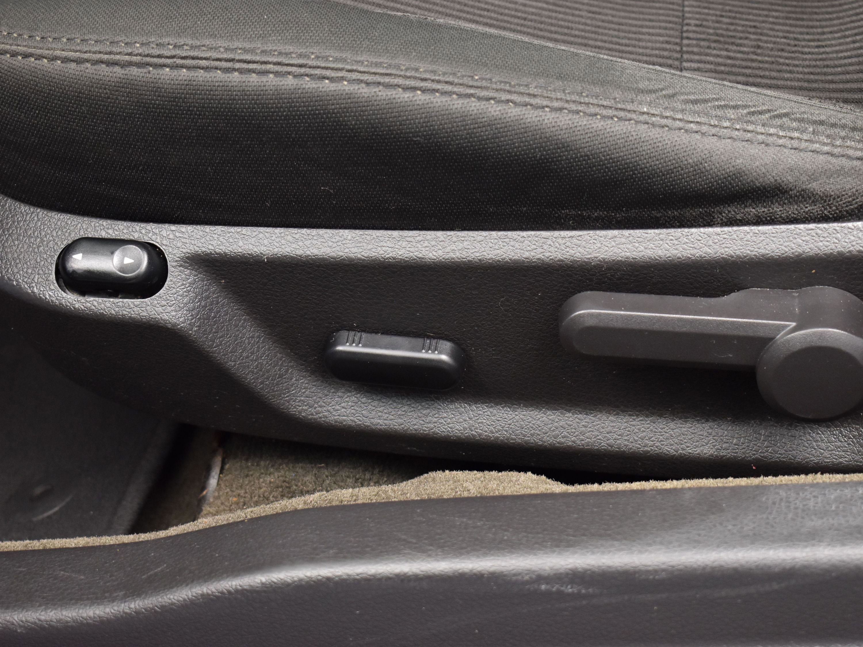 Used 2014 Ford Mustang Coupe w/ Equipment Group 102A image 9