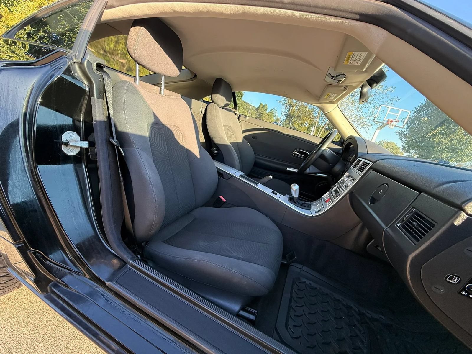 Used 2005 Chrysler Crossfire Coupe RWD image 12