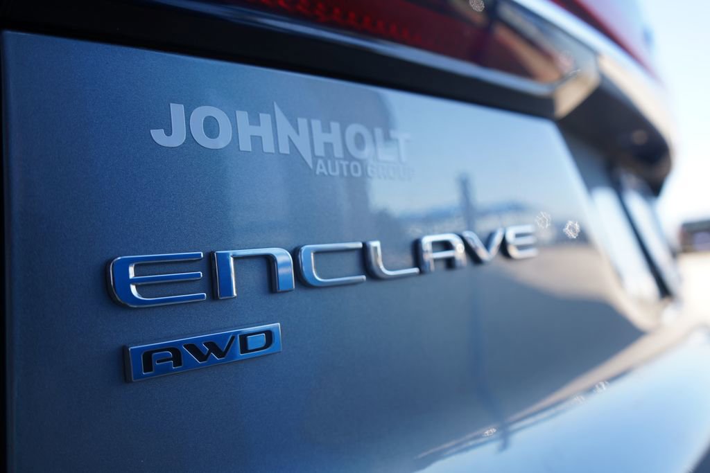 Used 2025 Buick Enclave Preferred AWD/4WD image 6