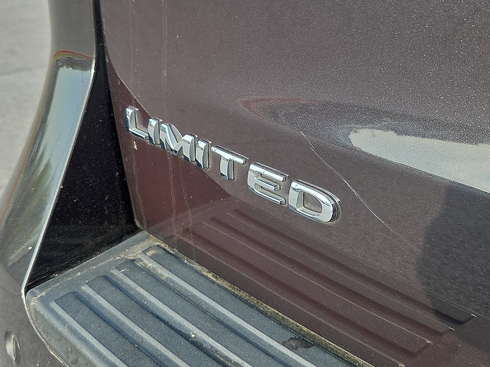 Used 2024 Ford Expedition Limited AWD/4WD image 8