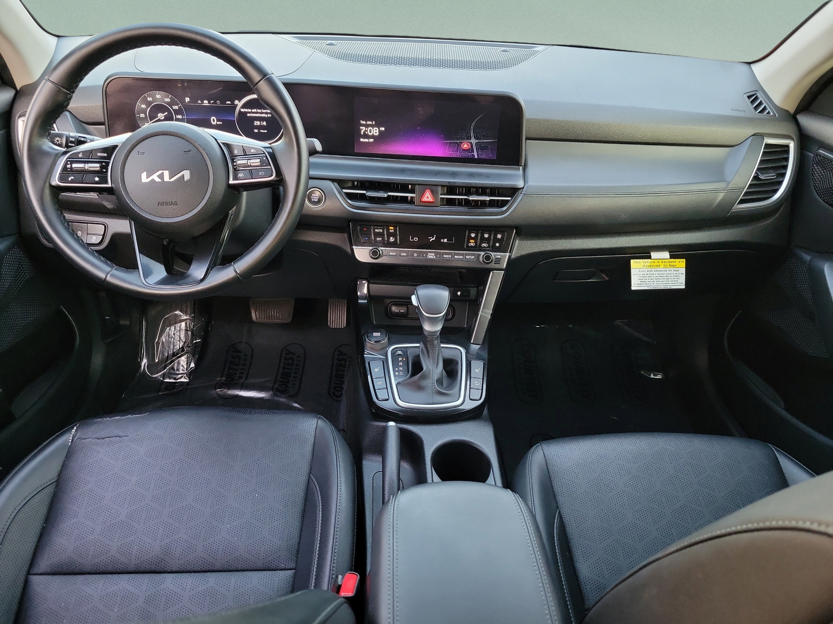 Certified 2024 Kia Seltos EX FWD image 8