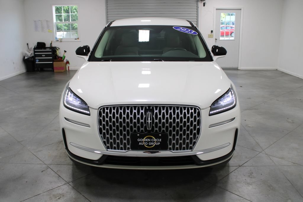 Used 2023 Lincoln Corsair FWD image 3