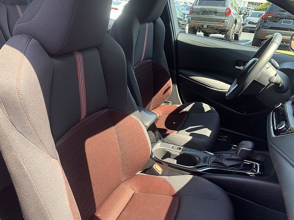 Certified 2025 Toyota Corolla SE FWD image 19