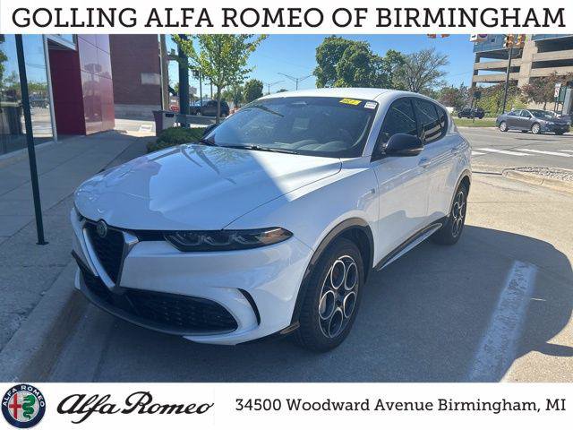 Certified 2024 Alfa Romeo Tonale Ti AWD/4WD image 1