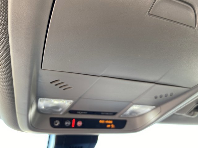 Used 2024 Chevrolet Equinox LT image 43