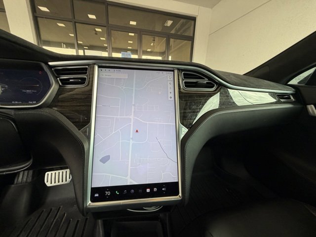 Used 2015 Tesla Model S 90D image 11