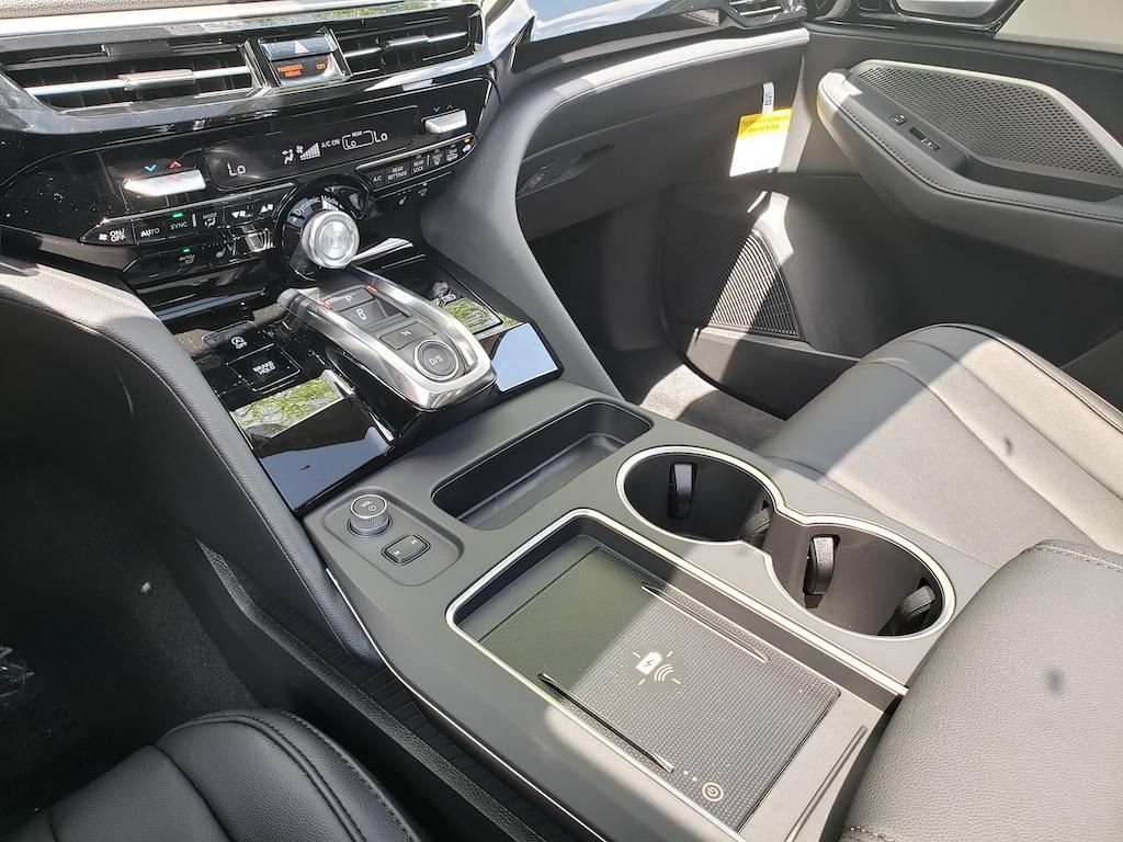 New 2026 Acura MDX SH-AWD image 14