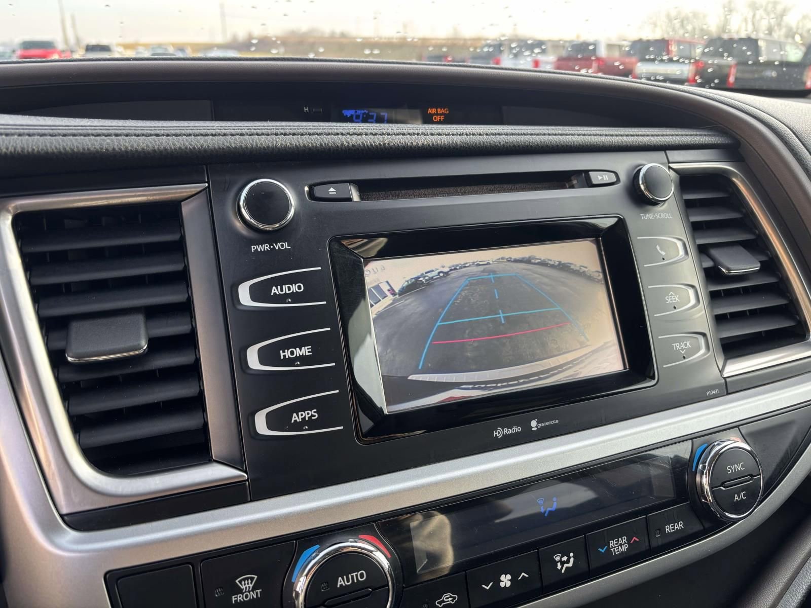 Used 2014 Toyota Highlander Plus image 22