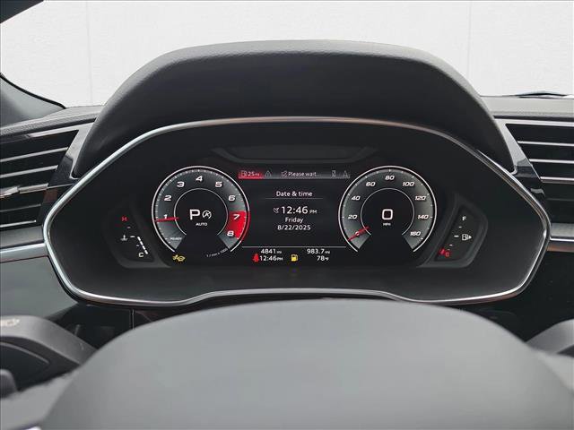 Used 2024 Audi Q3 2.0T Premium Plus w/ Premium Plus Package image 11