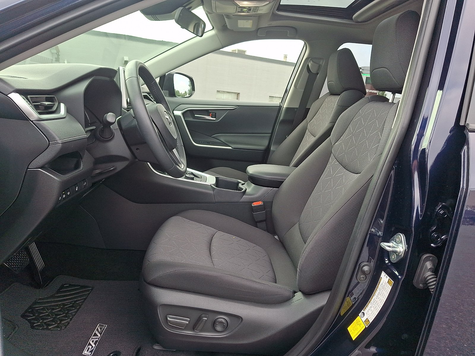 Used 2023 Toyota RAV4 XLE w/ Convenience Package AWD/4WD image 14