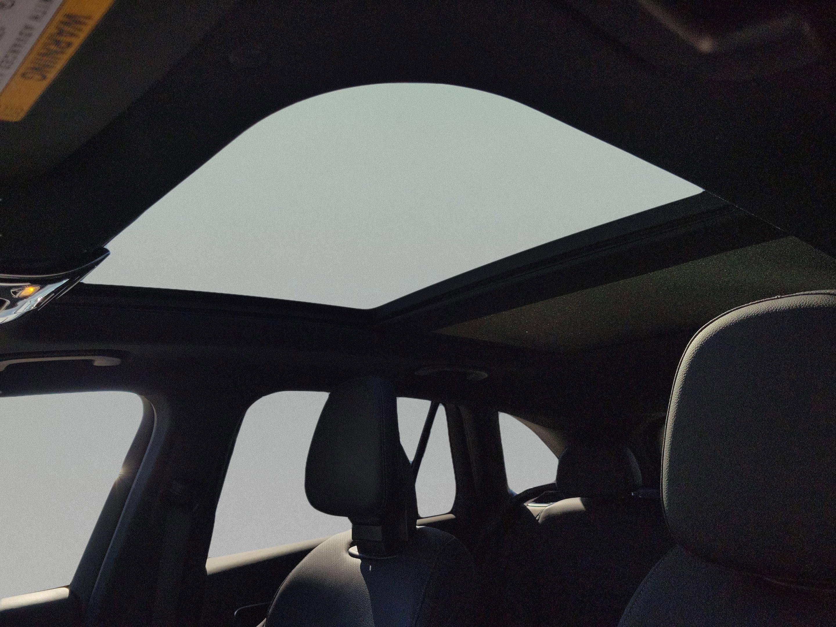 Certified 2024 Mercedes-Benz GLC 300 image 31