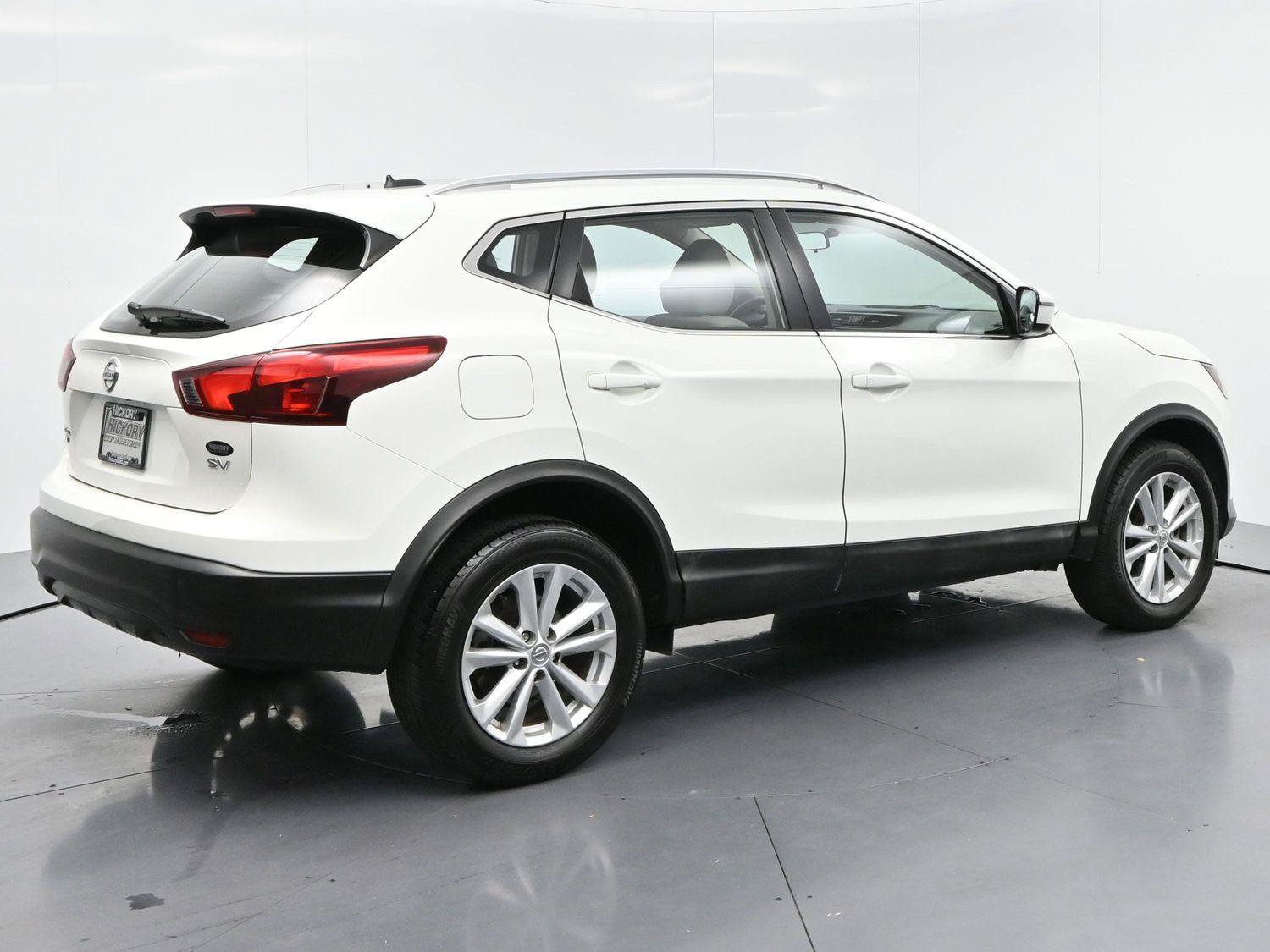Used 2017 Nissan Rogue Sport SV FWD image 7
