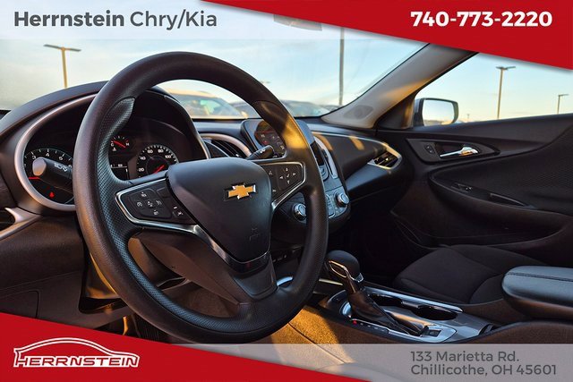 Used 2024 Chevrolet Malibu LT image 18