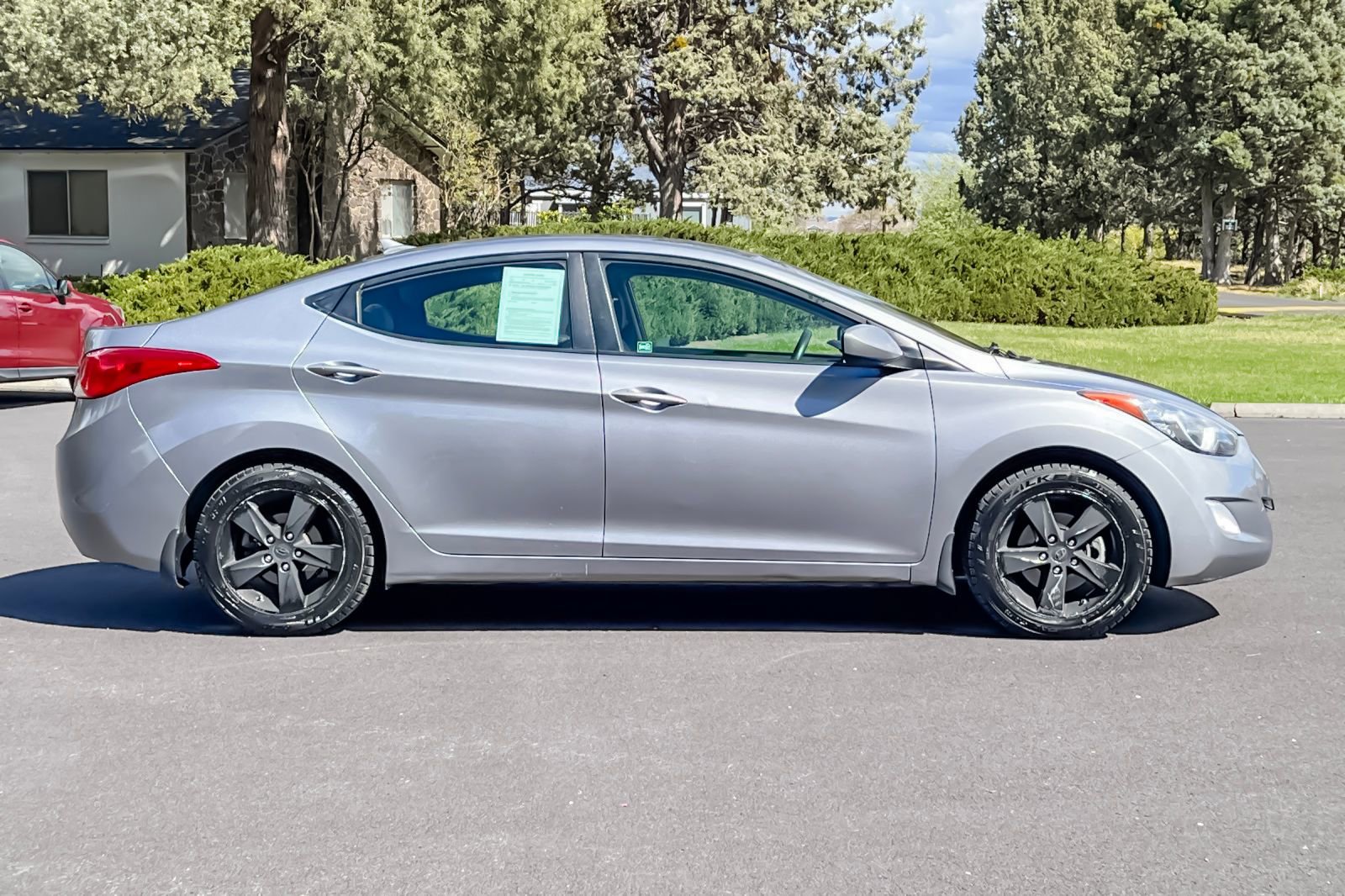 Used 2013 Hyundai Elantra GLS w/ Preferred Pkg FWD image 3