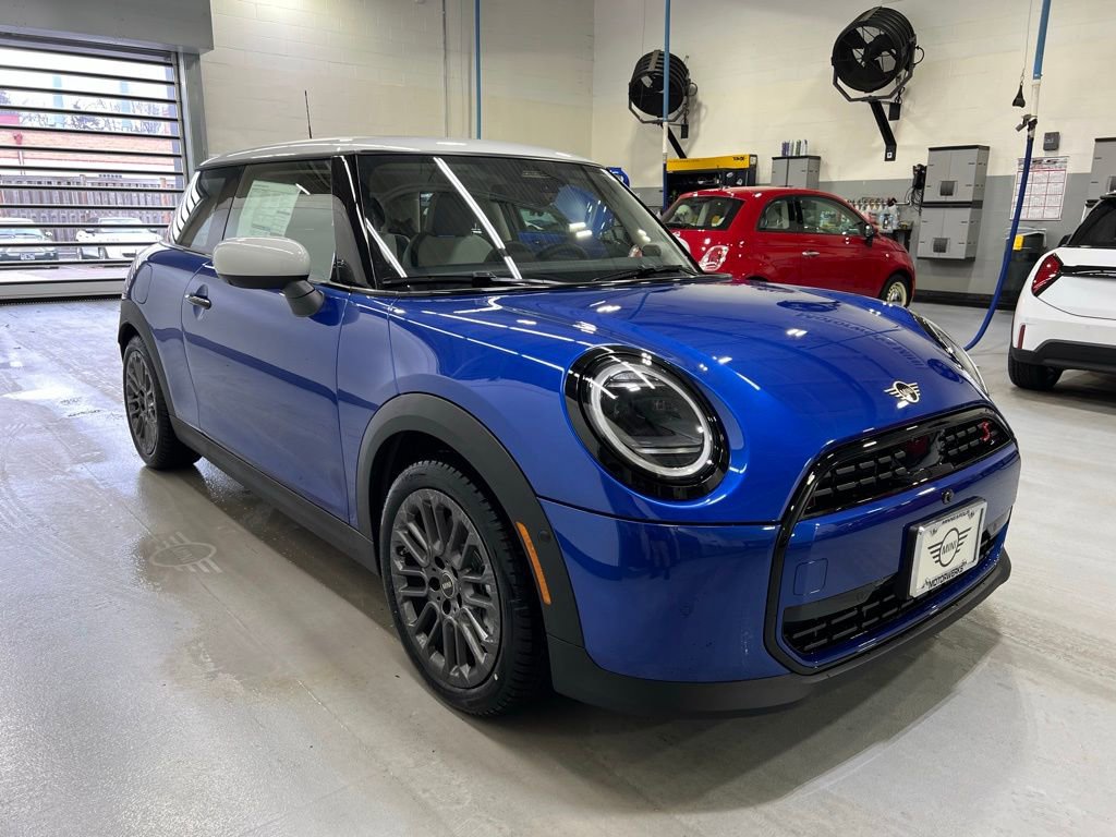 Certified 2025 MINI Cooper S image 7