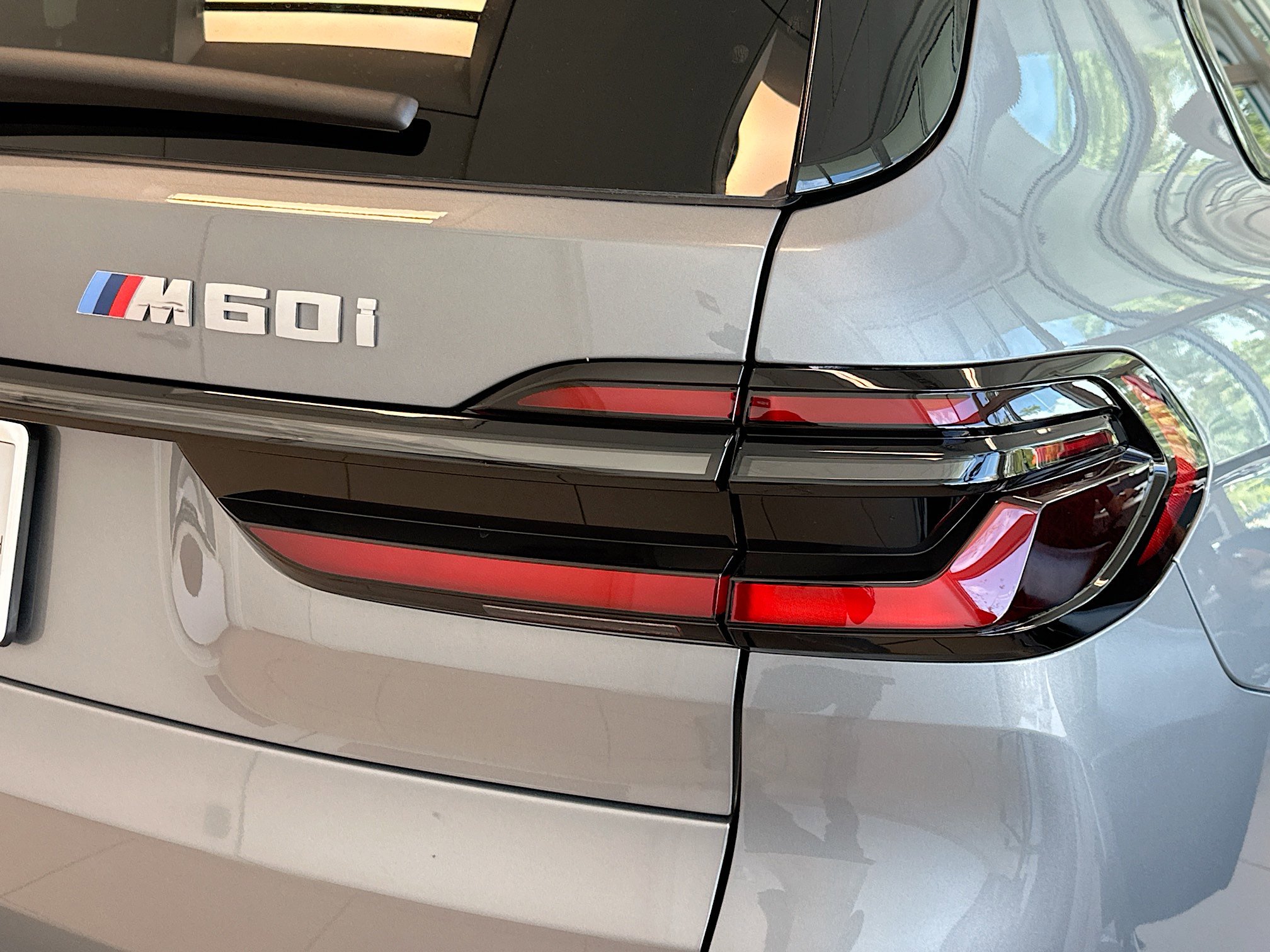 New 2026 BMW X7 M60i image 19