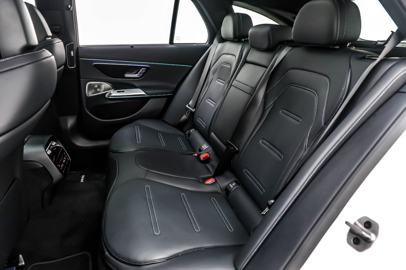 New 2026 Mercedes-Benz E 53 AMG 4MATIC Sedan image 8