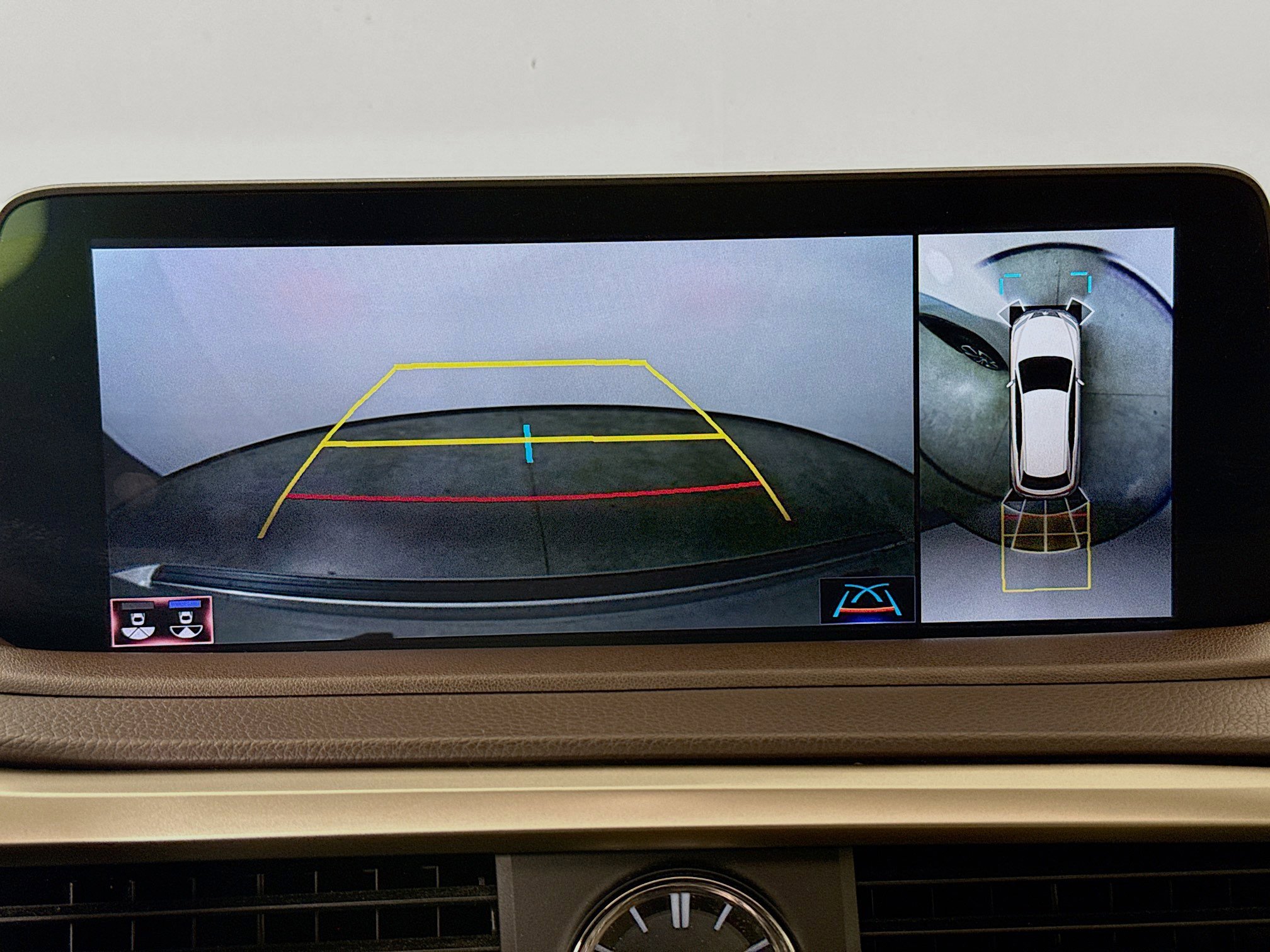 Certified 2020 Lexus RX 350 AWD w/ Premium Package image 17