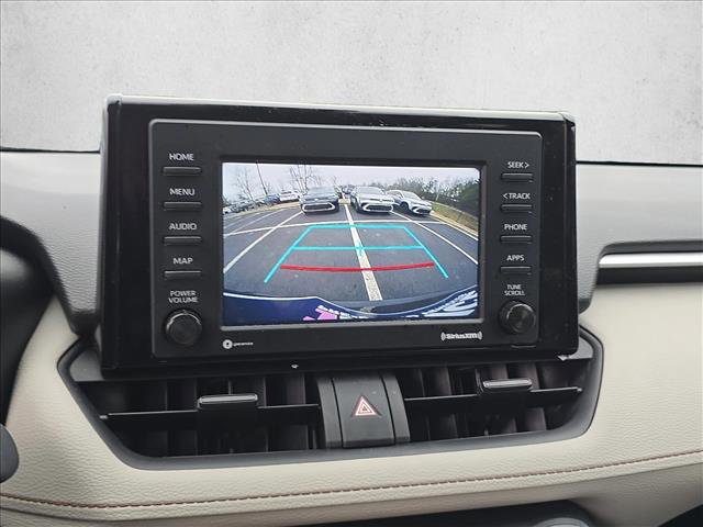 Used 2022 Toyota RAV4 XLE image 10
