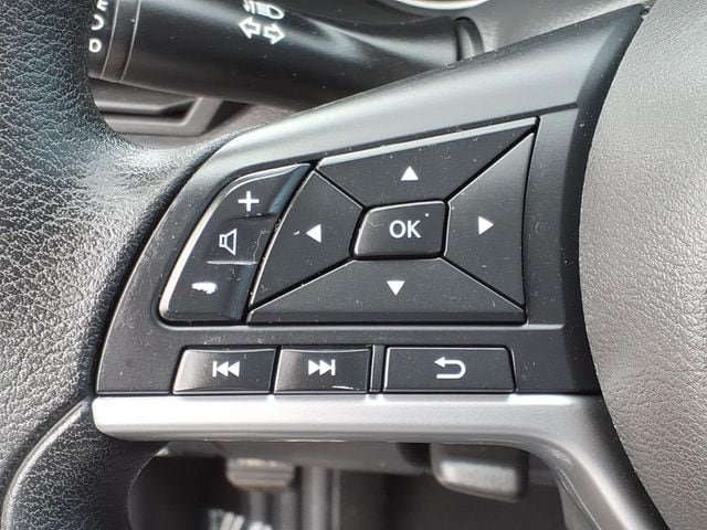 Used 2022 Nissan Altima 2.5 SV FWD image 23