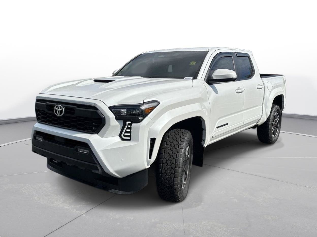 Used 2024 Toyota Tacoma TRD Sport w/ TRD Sport Upgrade Package AWD/4WD image 2
