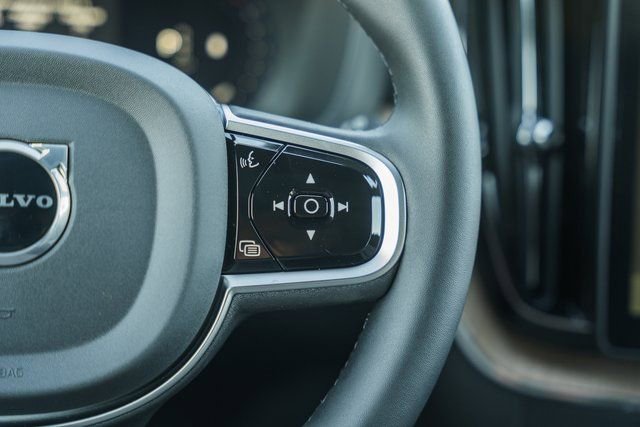 New 2026 Volvo XC60 B5 Plus w/ Climate Package image 30