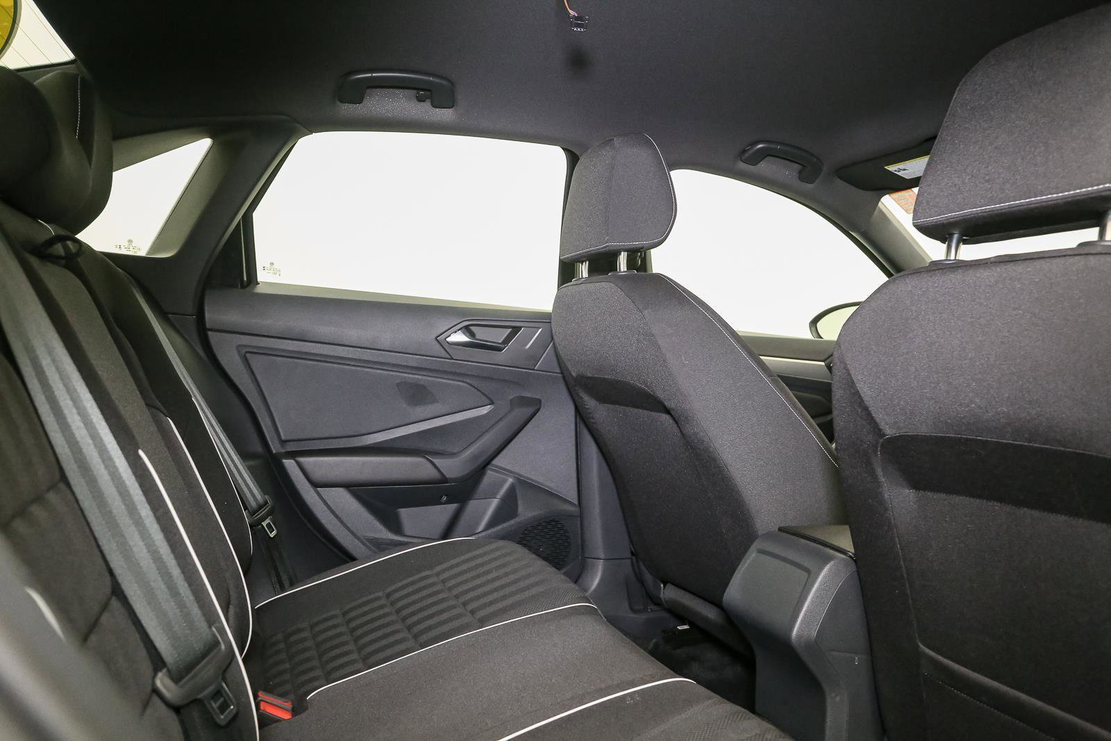 Certified 2023 Volkswagen Jetta Sport image 21