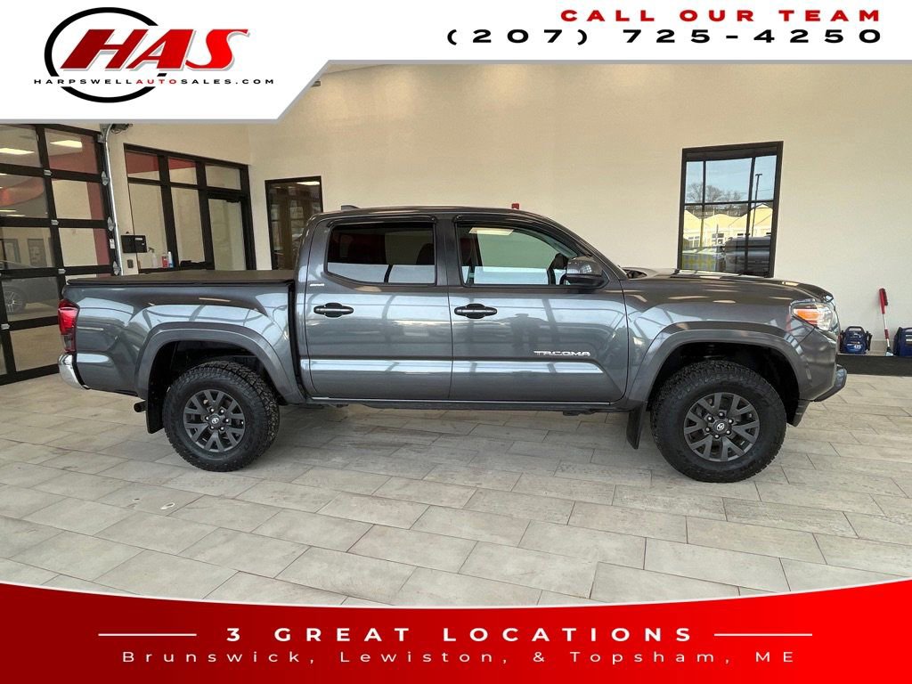 Used 2020 Toyota Tacoma SR5 AWD/4WD image 7