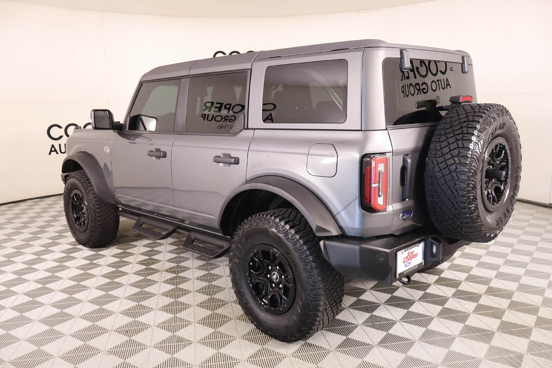 Used 2024 Ford Bronco Wildtrak AWD/4WD image 23