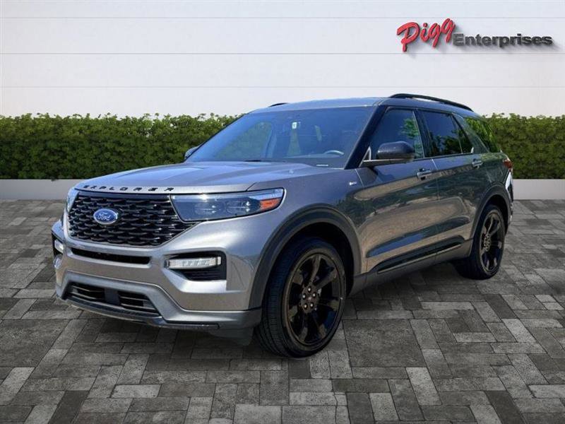 Used 2023 Ford Explorer ST-Line w/ Class IV Trailer Tow Package RWD image 4