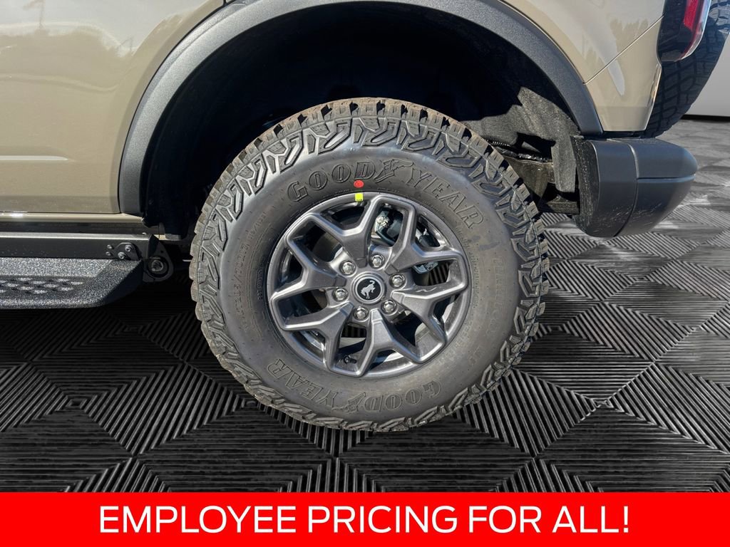 New 2025 Ford Bronco Badlands AWD/4WD image 9