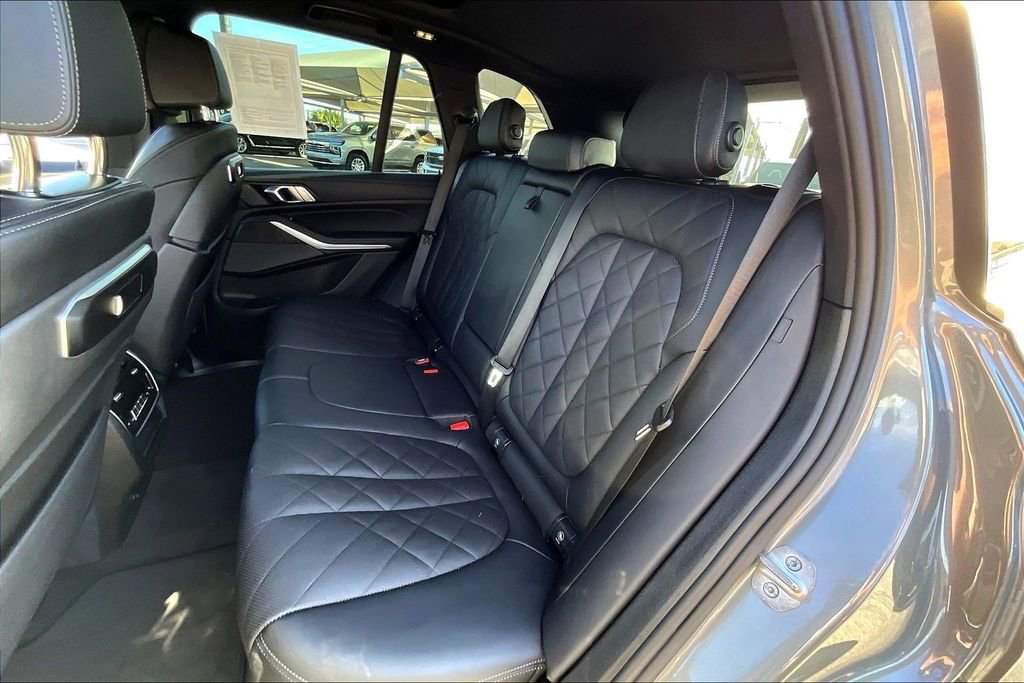 Used 2025 BMW X5 xDrive40i AWD/4WD image 37