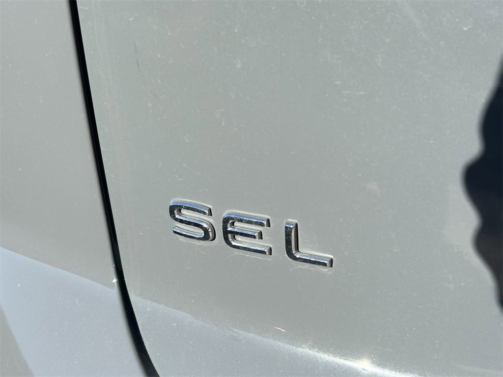 Used 2024 Volkswagen Atlas Cross Sport SEL image 13