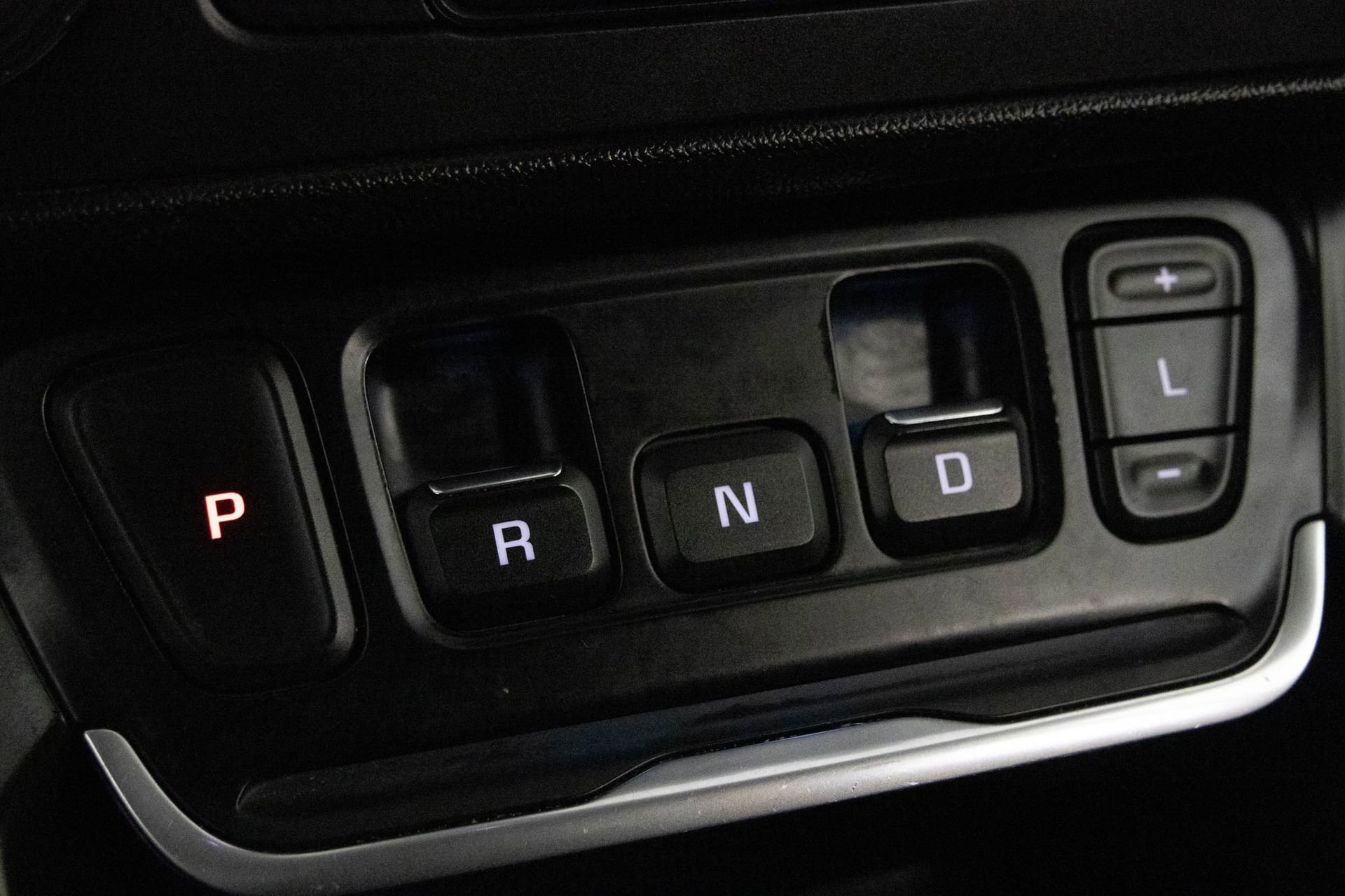 Used 2019 GMC Terrain Denali w/ Advanced Safety Package image 26