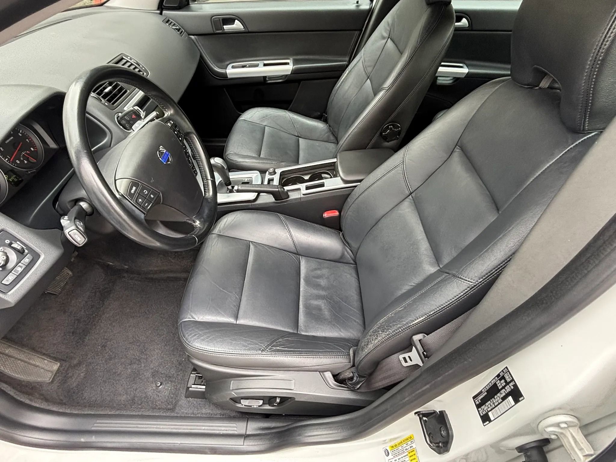 Used 2010 Volvo S40 2.4i image 19