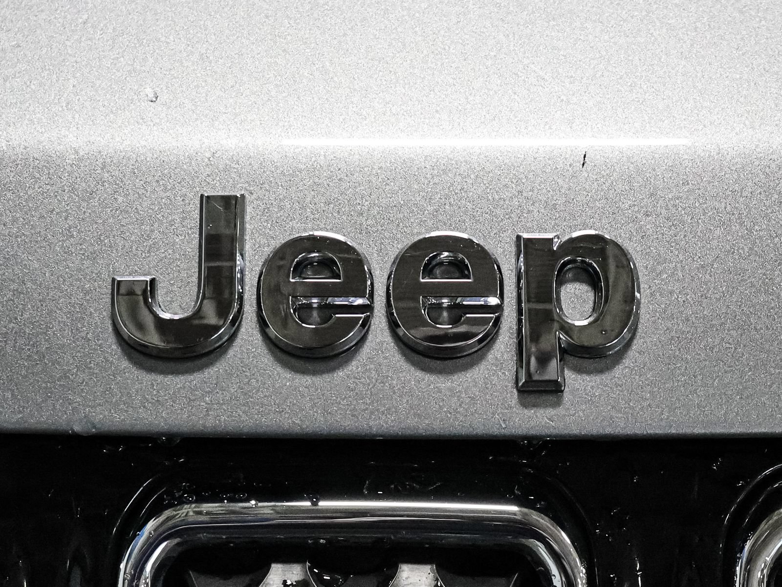 Used 2023 Jeep Compass Limited AWD/4WD image 13