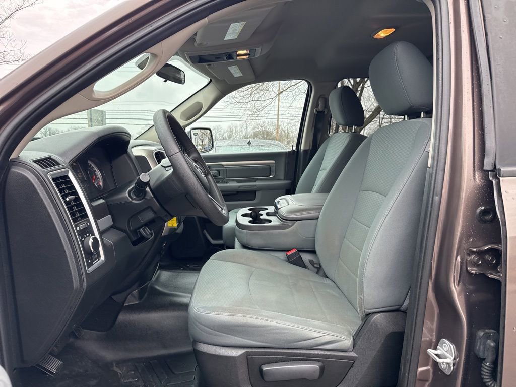 Used 2018 RAM 1500 Classic SLT image 18