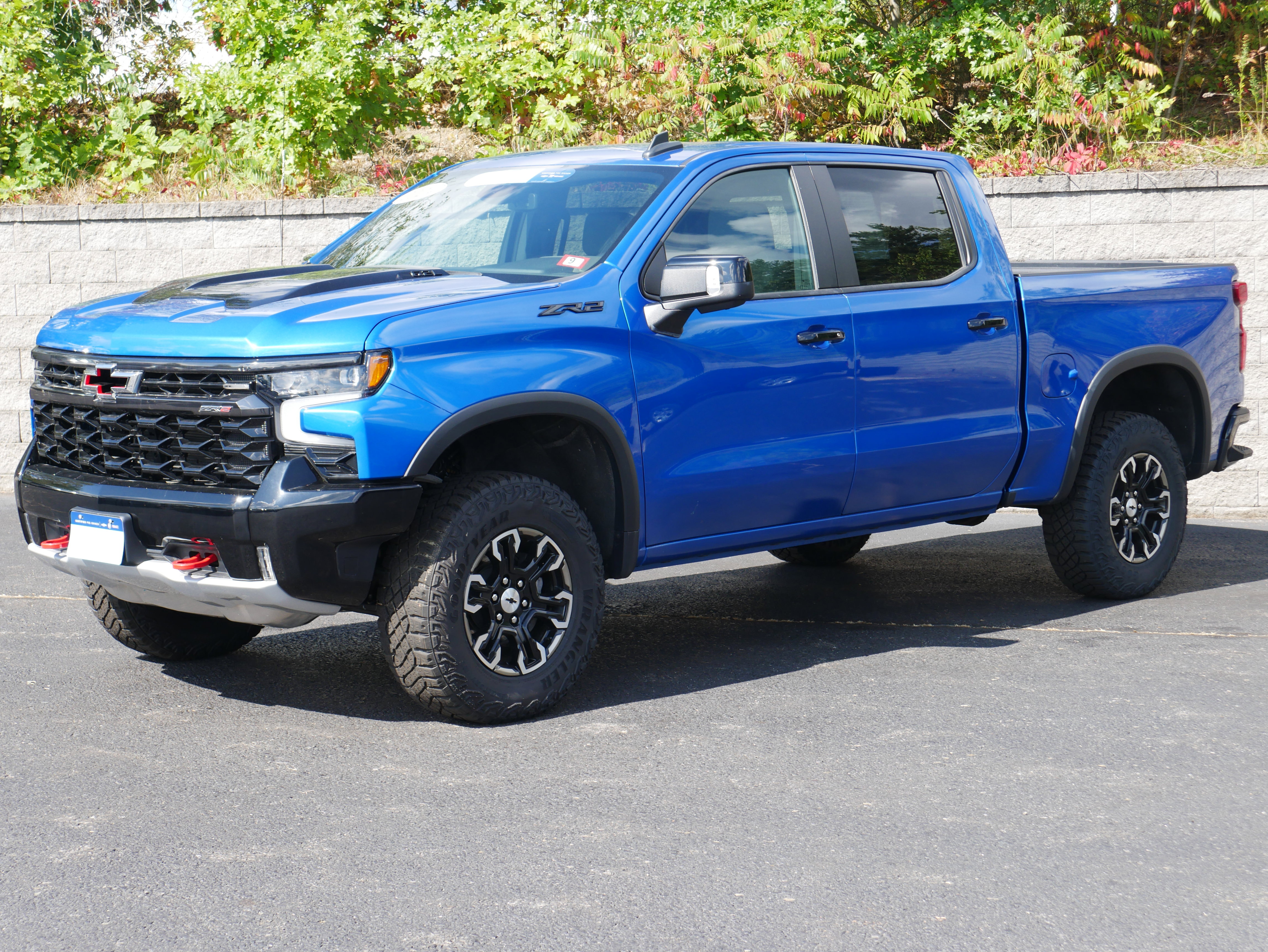 Certified 2024 Chevrolet Silverado 1500 ZR2 w/ LPO, Dark Essentials Package