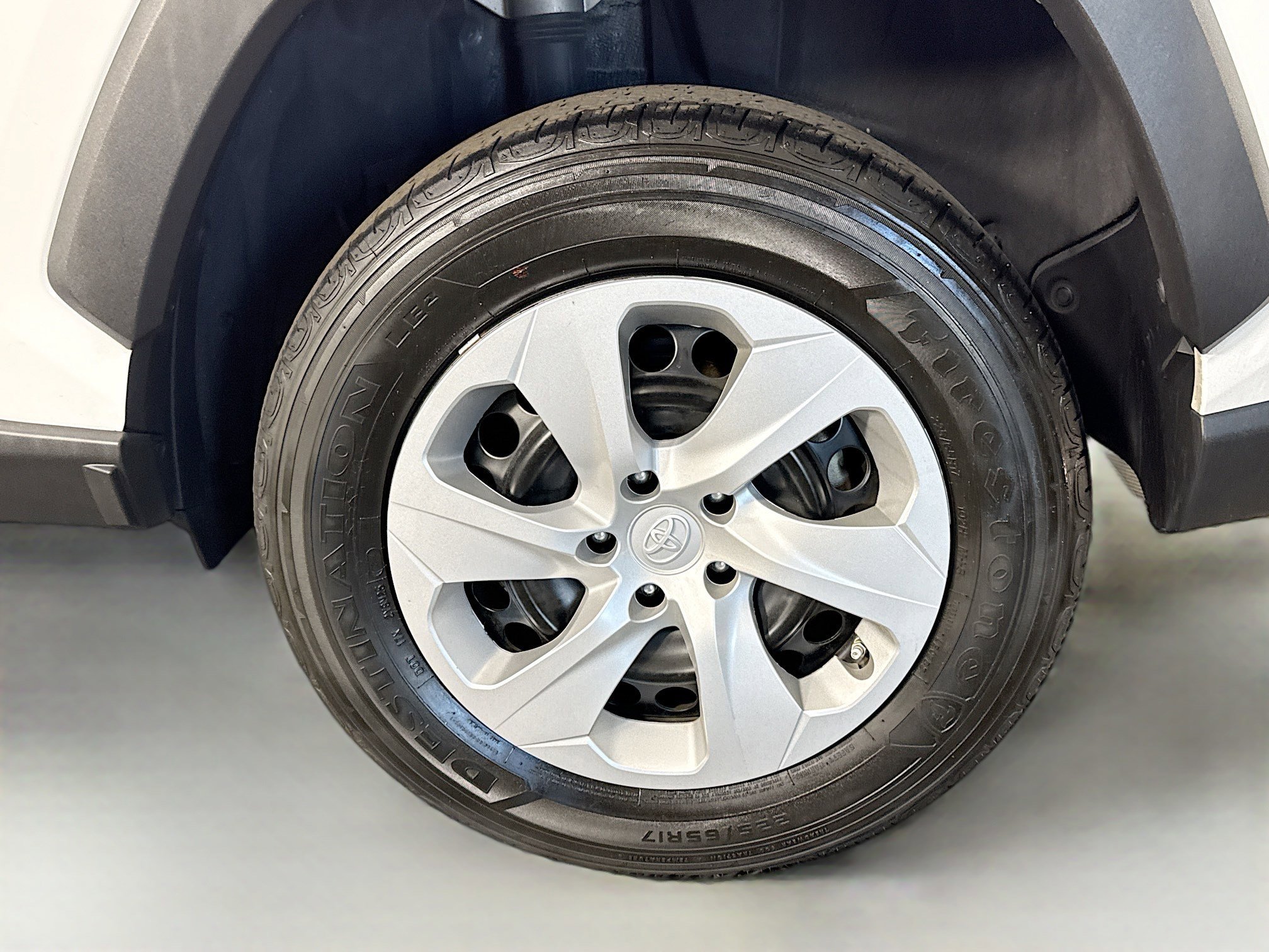 Used 2024 Toyota RAV4 LE image 36