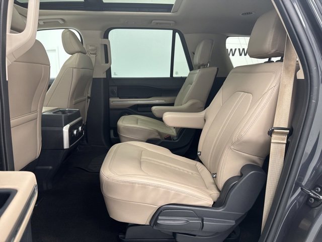 Used 2023 Ford Expedition Max Limited image 27