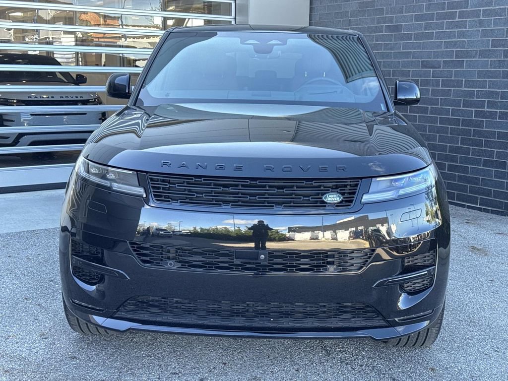 Certified 2025 Land Rover Range Rover Sport Dynamic SE AWD/4WD image 2